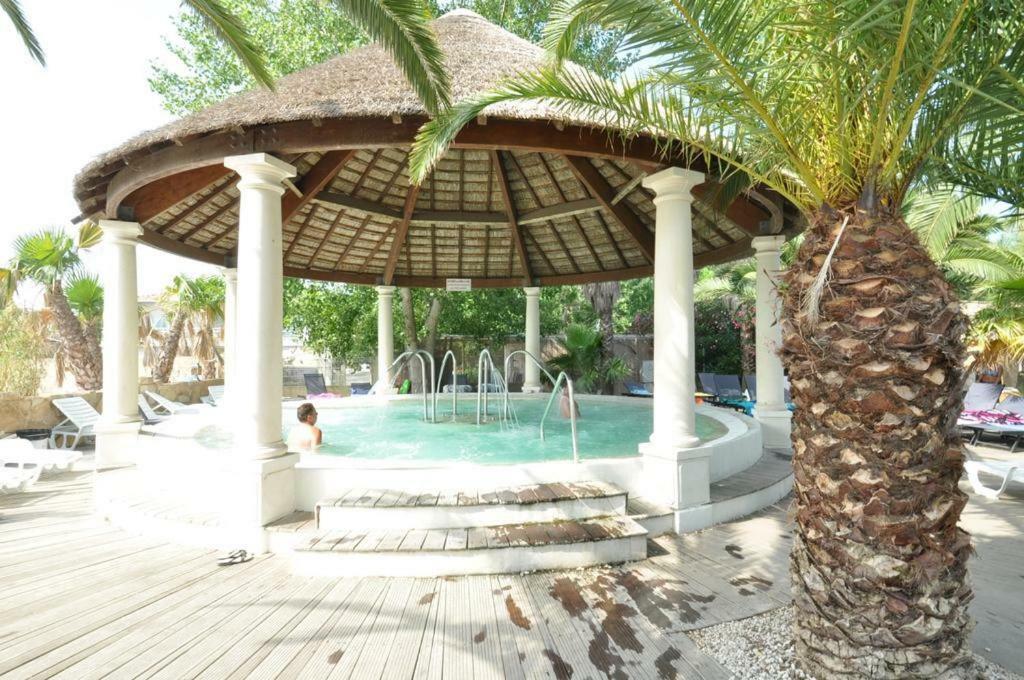 Mobilhome Dans Les Sables D'or Campsite 4*