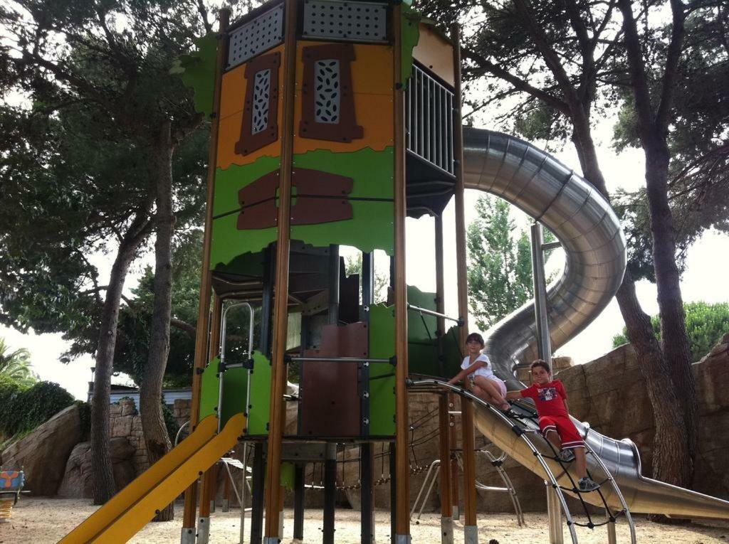 Campsite Mobilhome Dans Les Sables D'or 4*